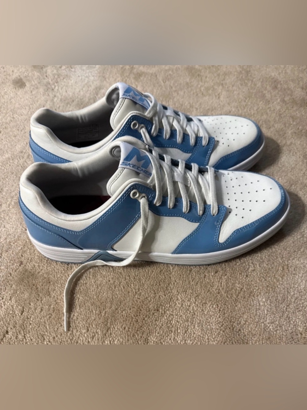 Skechers 13 Men's Low-Top Sneakers in White and Light Blue